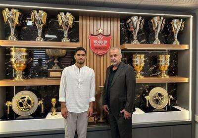 تمدید قرارداد یک بازیکن جوان با پرسپولیس - پارس فوتبال