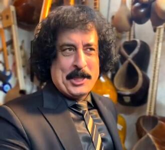 آواز بازاری؛ صدای بی نظیر مرد خوشتیپ بازاری ولی چرا با ده کیلو ابهت لالا لای میخونه