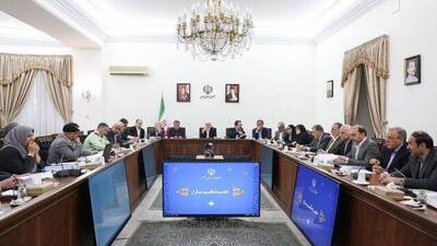 عارف: شاخص تورم در ماه‌های گذشته وضعیت خوبی در مقایسه با ماه‌های پیش از آن داشته است