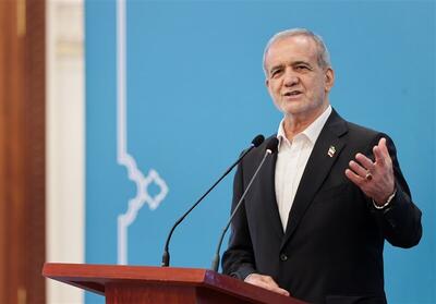 پزشکیان: من حق ندارم تصمیمی بگیرم که به مردم صدمه وارد شود /  آیا شایسته جایگاهی که امروز در آن قرار داریم، هستیم؟ قدم نخست تغییر این است  که نپذیریم جایگاه ما همین جایی است که در آن قرار داریم / کشورهای همسایه پول بیشتری نسبت به ما دارند، اما مصرف انرژی بهتری دارند