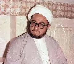 تصویر کمتر دیده شده از خلخالی در منزل شخصی‌اش + عکس