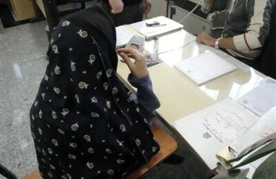 با چرب زبانی من را به خانه کشاند و در یک لحظه دیدم…