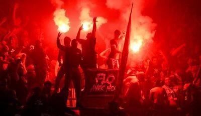 خشونت و آتش‌سوزی در خیابان‌های پاریس پس از قهرمانی PSG - پارس فوتبال