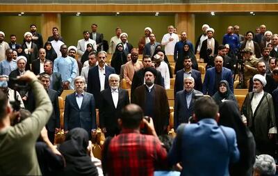 نیاز داریم در حوزه‌ تولید آثار مرتبط با امام‌ جریان‌سازی کنیم