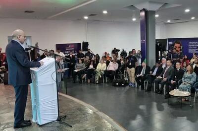 رهبر انقلاب شجاعت دانشجویان آمریکایی را تحسین کردند