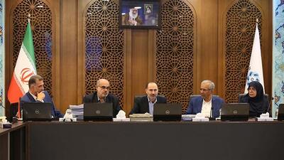 میدان ارزی کشور در اختیار بخش خصوصی است | لزوم برگرداندن اختیارات به صادرکننده و واردکننده