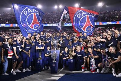 درخواست جالب رئیس PSG در جشن قهرمانی - پارس فوتبال