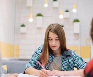 برای تربیت نوجوان موفق، این حرفها رو بهش نگو