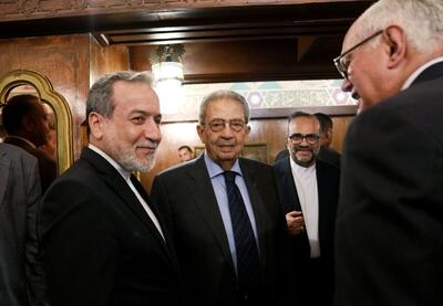 عراقچی در مصر دوباره به رستوران رفت  / حضور در بازار معروف (عکس)