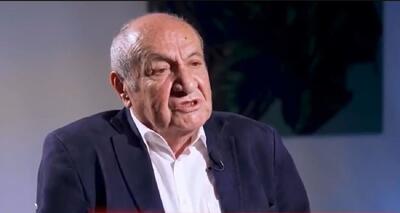 خاطره سازنده ساختمان تئاتر شهر: دست  فرح  را نبوسیدم، ساواک احضارم کرد (فیلم)