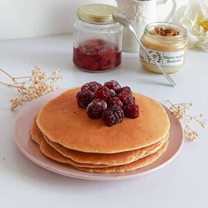 طرز تهیه پنکیک بدون تخم مرغ/ صبحانه ای سالم و خوشمزه