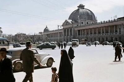 تصاویر؛ در میدان توپخانه عابران را جریمه می‌کنند