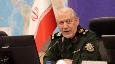 سرلشکر صفوی: رهبری امام و آیت‌الله خامنه‌ای دو جلوه از زعامت الهی است