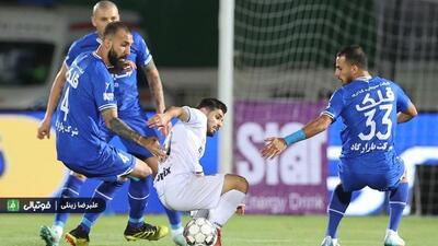 عمری و پیشنهادهایش؛ وینگر پرسپولیس همچنان سردرگم!