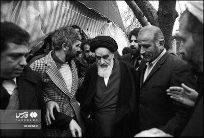 عرفان انقلابی امام (ره) 