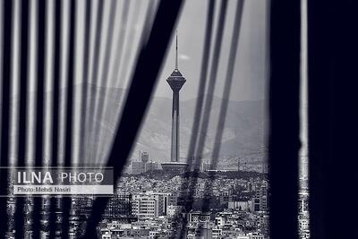برج میلاد در تعطیلات ۱۴ و ۱۵ خرداد میزبان گردشگران است