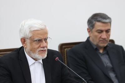 عارف: تفسیر از قوانین، ریشه فساد است/سند راهبردی مبارزه با فساد تدوین می‌شود