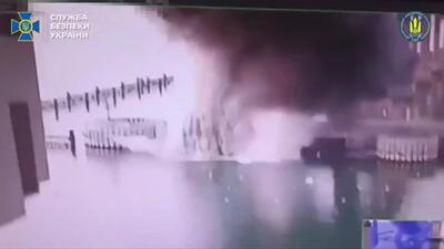 اولین تصاویر از حمله اوکراین به پل کریمه با ۱۱۰۰ کیلو ماده منفجره