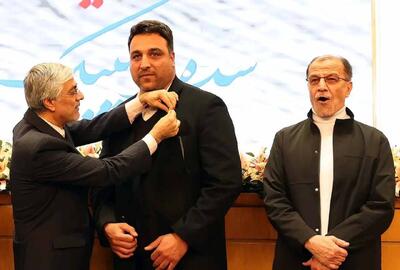 تمع مقابل فدراسیون دوومیدانی به خاطر آبروریزی ورزشکاران در کره جنوبی؛ معترضین خواهان برکناری احسان حدادی - پارس فوتبال
