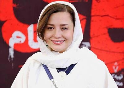 نگاهی به استکان کمر باریک و نعلبکی و قوری شاه عباسی مهراوه شریفی نیا +عکس