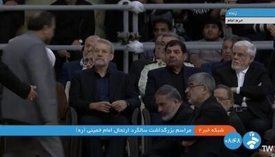 عکس/ حضور علی لاریجانی، محمد مخبر و محمدرضا عارف در حرم امام خمینی | اقتصاد24