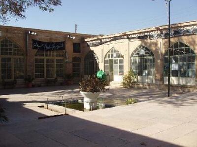 پیوند مسجد و کارآفرینی در محله سیاوشان سنگ سیاه؛ تجربه کارآفرین ۲۵ساله شیرازی