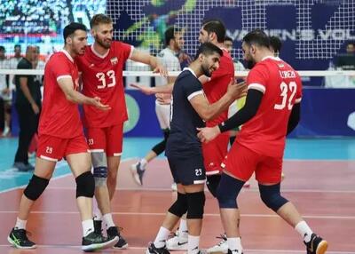 مقتدرانه‌ و بی‌حرف و حدیث: قهرمانی بدون باخت ایران - پارس فوتبال