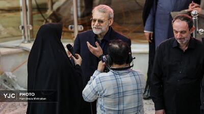 علی لاریجانی: اعتماد به مردم پایه مهم انقلاب بود