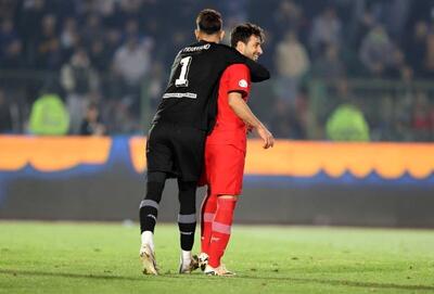 شجاع ساخت، بیرو نواخت؛ گل اول قطر به ایران!