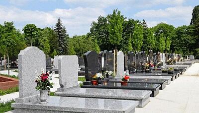  زیباترین متنی که روی یک سنگ قبر دیده شد