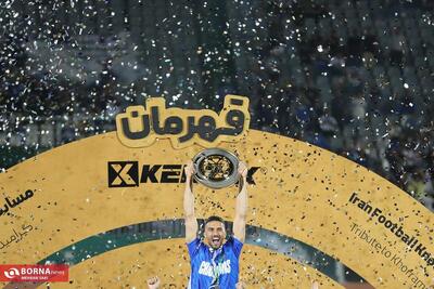 کاپیتان رکوردها در استقلال؛ حسینی جا پای بزرگان گذاشت