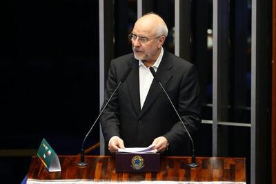 قالیباف: آمریکا در تلاش است حق طبیعی ایران برای غنی‌سازی را انکار کند