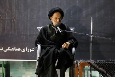 امام جمعه بیرجند: امام خمینی (ره) کشور را از چنگال بیگانگان رهایی بخشید
