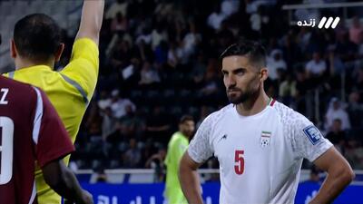 اخراج میلاد محمدی مقابل قطر با دریافت کارت زرد دوم