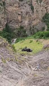 سقوط خودرو از پرتگاه با ۲ فوتی در محور کندوان
