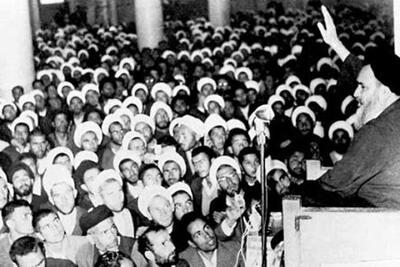 قیام ۱۵ خرداد ۱۳۴۲ به افزایش رشد سیاسی روحانیت منجر شد