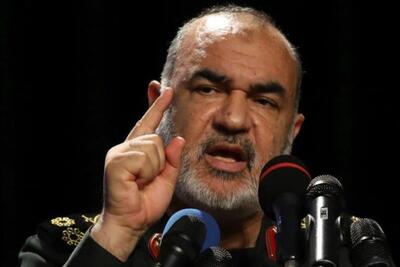 سردار سلامی: متجاوز به ایران پشیمان خواهد شد