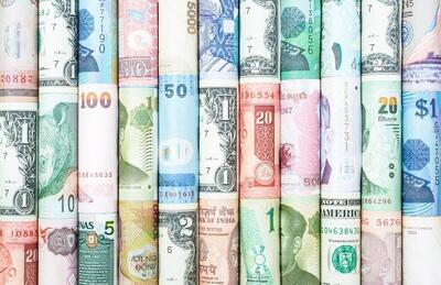 قیمت دلار در بازار آزاد پنجشنبه ۱۵ خرداد