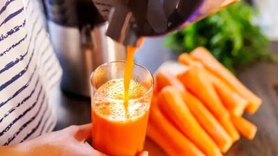 ترفندهای افزایش ماندگاری آب هویج در خانه