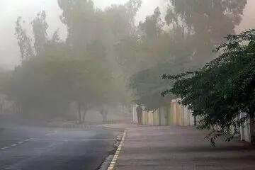 هواشناسی؛ وقوع رگبار، رعدوبرق، وزش باد شدید، خیزش گردوخاک و تگرگ در برخی استان‌ها