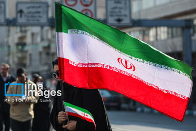 امام جمعه موقت آستارا: ملت همواره در مسیر عزت و استقلال پیش می رود