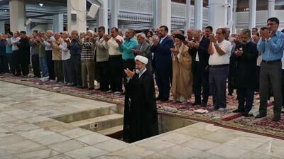 نماز عید قربان در حرم مطهر شاهچراغ (ع) در شیراز برگزار شد