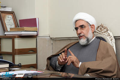 منتجب‌نیا: امروز اگر امام حضور داشت حتما با اجبار مخالفت می‌کرد/ اگر مسئولین می‌خواهند این نظام حفظ شود، باید دست از فشار و زور بردارند