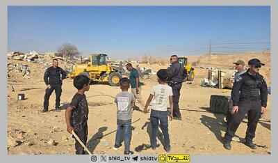 کودکان در برابر بلدوزرها!+ عکس