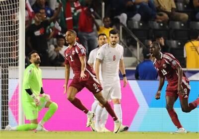 شکست ایران ۱۰ نفره مقابل قطر/ صدرنشینی گروه به خطر افتاد - پارس فوتبال