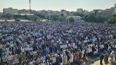 برگزاری باشکوه نماز عید قربان با حضور  مهاجران در تهران + فیلم