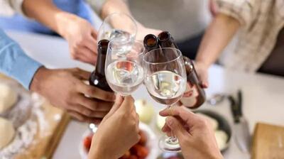 سرو علنی مشروبات الکلی در رستوران‌های تهران!