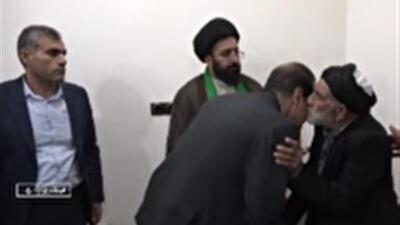 شهدا و جانبازان در سمت درست تاریخ ایستاده‌اند