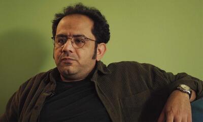 خاطره شنیدنی احسان عبدی پور: همه چیز از بوسه آقای محمدی شروع شد (فیلم)