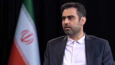 امیرحسین ثابتی: سالهاست کتاب رمان نخوانده‌ام!